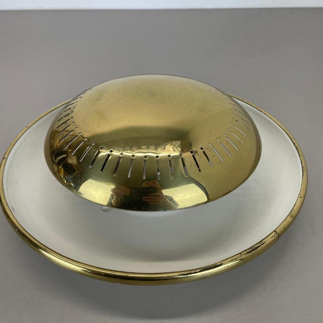 Brass Ceiling or Wall Light in the style of Gino Sarfatti, Italy, 1950s For Sale - Image 15 of 18