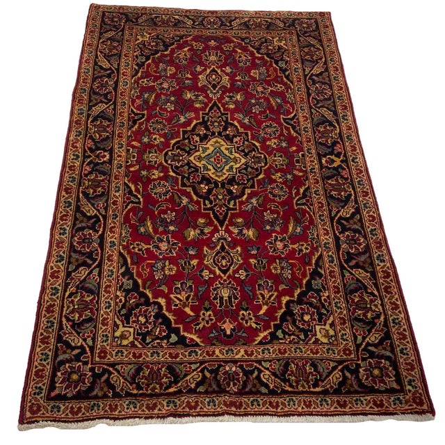 Keshan rug | Size: 169 x 104 cm | Knot density: 150.000 – 300.000 knots/m² | Material: High-quality sheep's wool and...