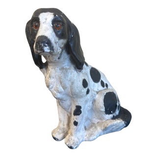 Early 20th Century Chalkware English Springer Spaniel Statue With Black Spots & Bright Glass Eyes For Sale