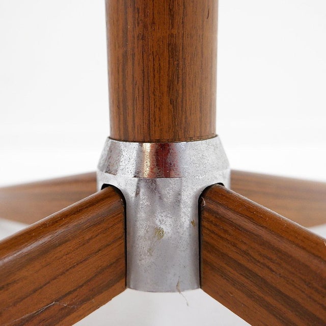 Mid-Century Modern Swivel Ottoman in Brown Leather and Metal Base from de Sede, Switzerland, 1970s For Sale - Image 3 of 16