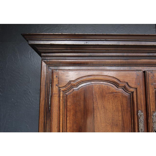 French Buffet À Deux Corps in Walnut For Sale - Image 10 of 18