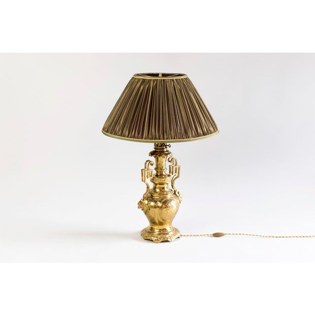 19th Century Gilt Brass and Bronze Table Lamps, Set of 2 For Sale - Image 4 of 10