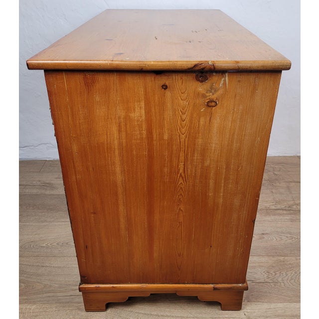 Victorian Pine Chest of 3 Drawers, 1890 For Sale - Image 11 of 18