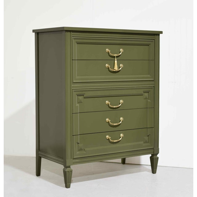 Thomasville Mid Century Transitional 5-Drawer Chest With Brass Hardware by Thomasville - Newly Painted For Sale - Image 4 of 13