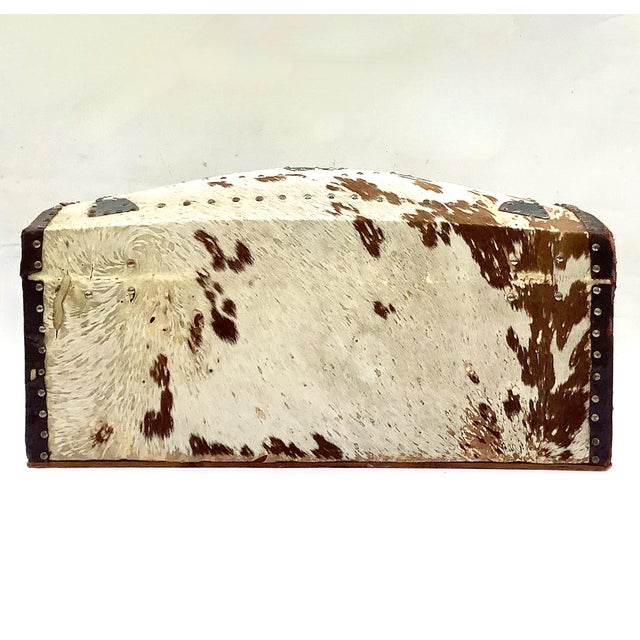 Circa 1940s Cowhide Ranch Trunk For Sale - Image 9 of 9