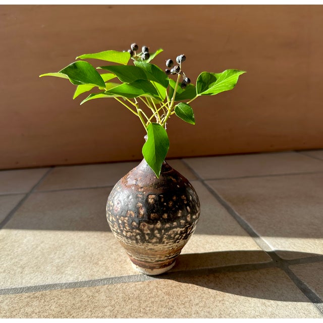 Studio Ceramic Art Single Flower Vase by Gillian Dodds, Australia, 1970s For Sale - Image 11 of 14