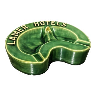 Mid 20th Century Lamer Hotels Emerald Green Ceramic Ashtray For Sale