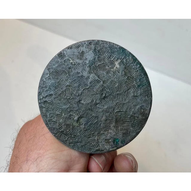 Art Deco Corinthian Column Candlesticks in Pewter, 1920s, Set of 2 For Sale - Image 6 of 9