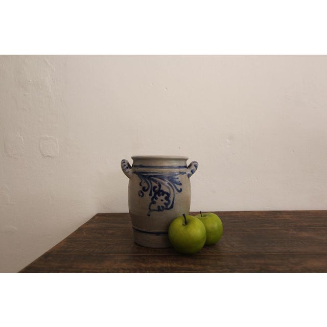 1930s German Folk Art Grey and Cobalt Blue Stoneware Jar, 1890s For Sale - Image 5 of 12
