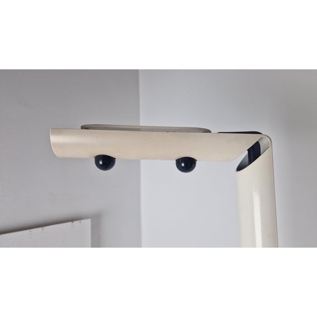 Vintage Floor Lamp in White Metal by Gianfranco Frattini for Luci, 1970s For Sale - Image 6 of 12