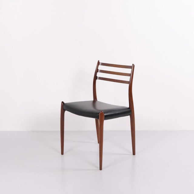 Set of 6 n.o. Møller model 78 dining chairs in rosewood by j.l. Møllers møbelfabrik. Danish design classic from the 1950s....