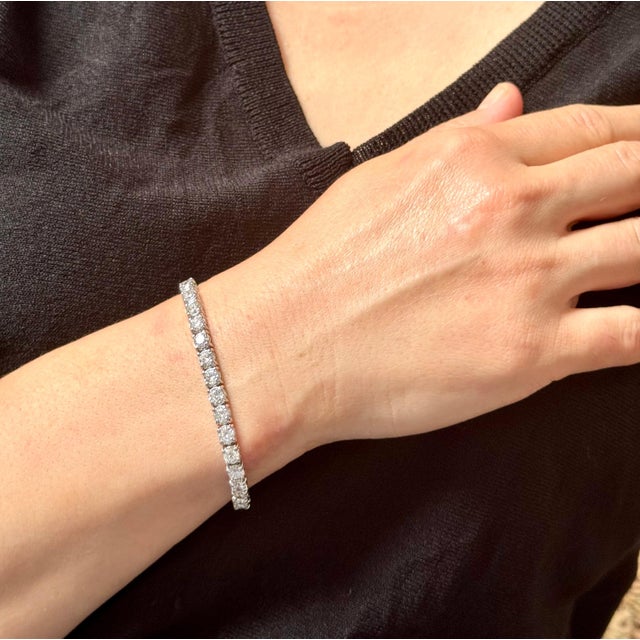 40 Round Diamond 25 Pointer Each Tennis Bracelet in 14 Karat Gold 10 Carat 7 " For Sale - Image 13 of 18