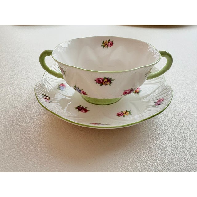 1960s Shelley Fine Bone China Service for Twelve- 92 Pieces For Sale - Image 9 of 12