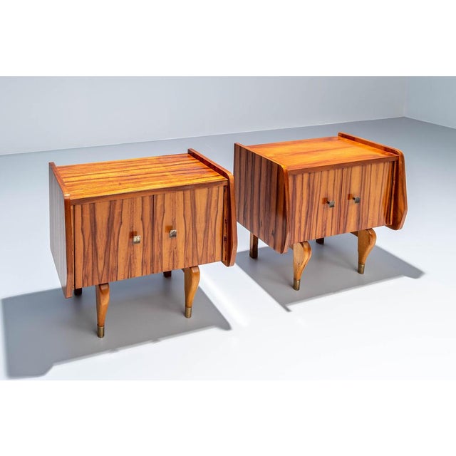 Nightstands in Zebra Wood and Brass, France, 1960s, Set of 2 For Sale - Image 4 of 9