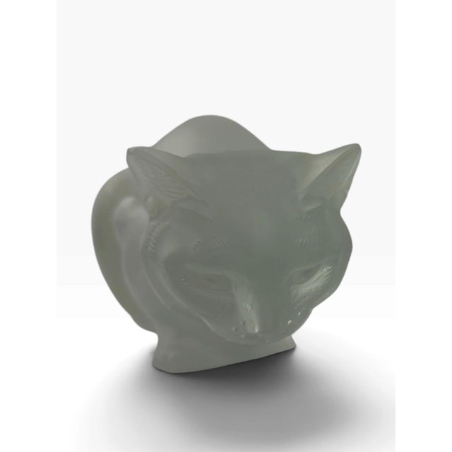 Modern Lalique France Chat Couché Frosted Crystal Crouching Cat Figurine Signed For Sale - Image 3 of 7