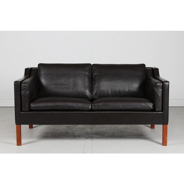 Model 2212 Sofa in Dark Mocha Leather by Børge Mogensen for Fredericia Stolefabrik, 1970s For Sale - Image 17 of 17