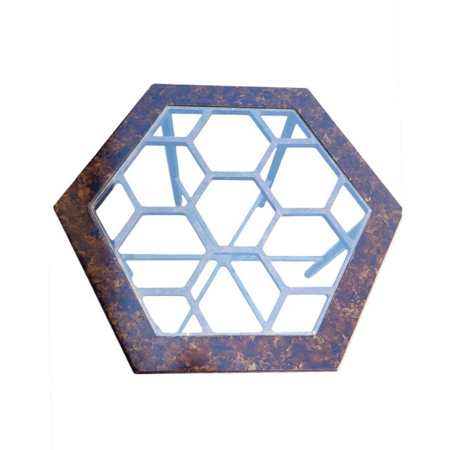 Hollywood Regency Vintage Tortoiseshell John Widdicomb Octagonal Honeycomb Fretwork Side Drink Table For Sale - Image 3 of 9
