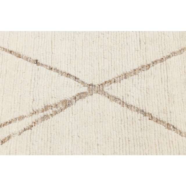 Minimalist Modern Moroccan Beni Ourain Style Hand-Knotted Wool Rug 6x9 For Sale - Image 4 of 10