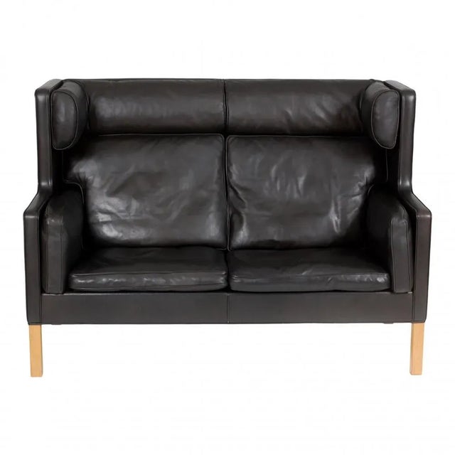 2000 - 2009 2-Seater Sofa in Black Patinated Leather with Oak Legs by Børge Mogensen for Fredericia For Sale - Image 5 of 5