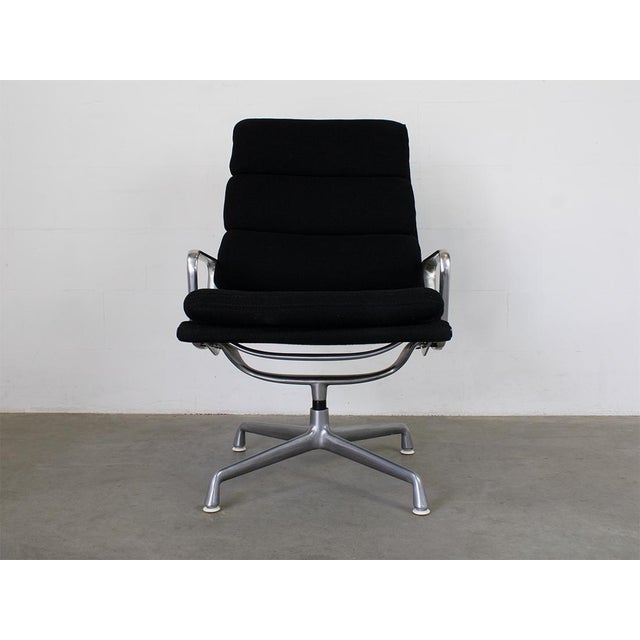 Aluminum swivel frame, black hopsak fabric. This piece has an attribution mark, I am sure that it is completely authentic...