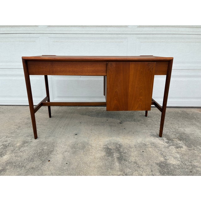 Vintage Mid Century Drexel Parallel Desk by Barney Flagg For Sale - Image 10 of 10