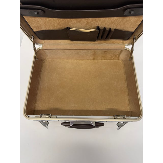 Zero Halliburton Aluminum Body Attache Briefcase, 1970s For Sale - Image 15 of 15