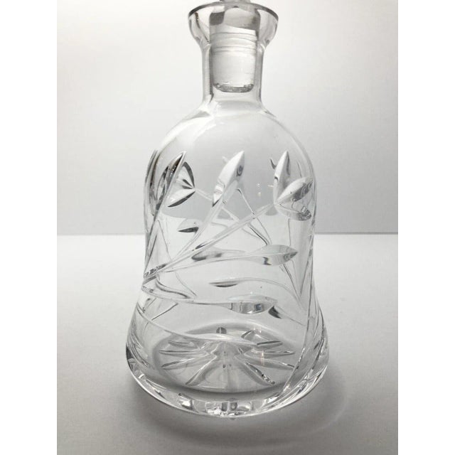 Vintage 1970s American Crystal Wine Decanter 10” 18oz Leaf Plant Cuts, Barware. No chips, cracks, or fleabites. Height 10”...