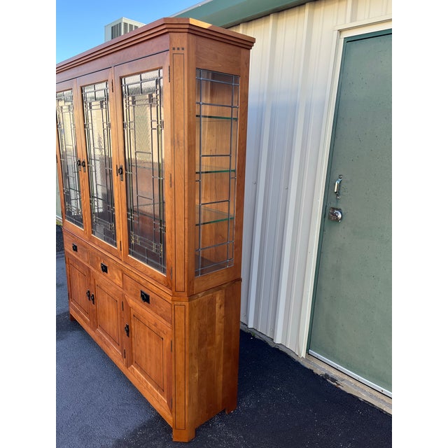 Stickley 21st Century Collection Leaded Glass Mission Cherry Buffet China Cabinet For Sale - Image 10 of 12