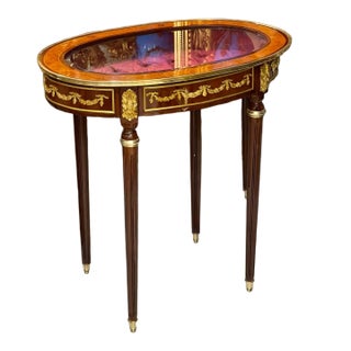 Elegant French Louis XVI Display Accent Table With Glass Top & Velvet Interior For Sale