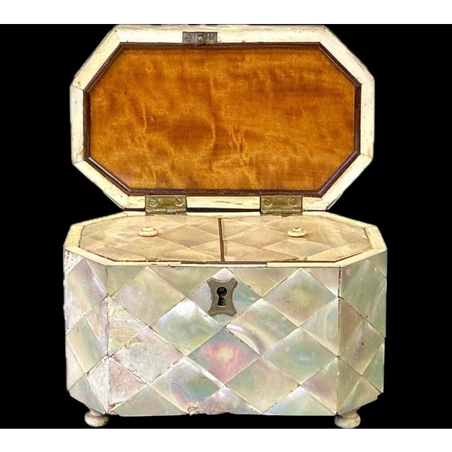 Mid 20th Century English Mother-of-Pearl Tea Caddy For Sale - Image 5 of 11