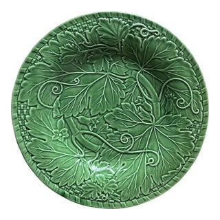 Vintage Bordallo Pinheiro 13" Majolica Grapevine Platter For Sale