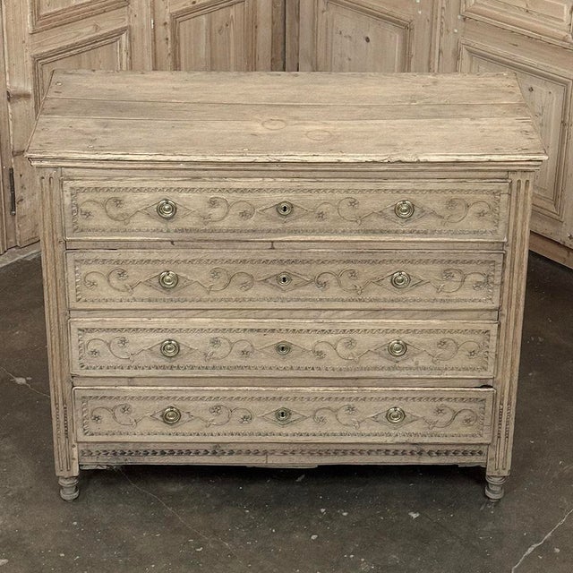 18th Century Stripped Oak Commode From Herve in Brittany For Sale - Image 12 of 16