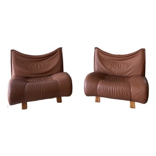 Vintage Cognac Leather Sling Lounge Chairs – Pair For Sale