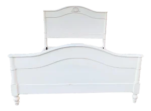 Redford House Queen Bed