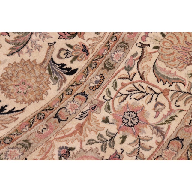 1990s Shabby Chic Pak-Persian Beige/Pink Wool Round Rug- 8'0'' X 8'1'' For Sale - Image 5 of 9
