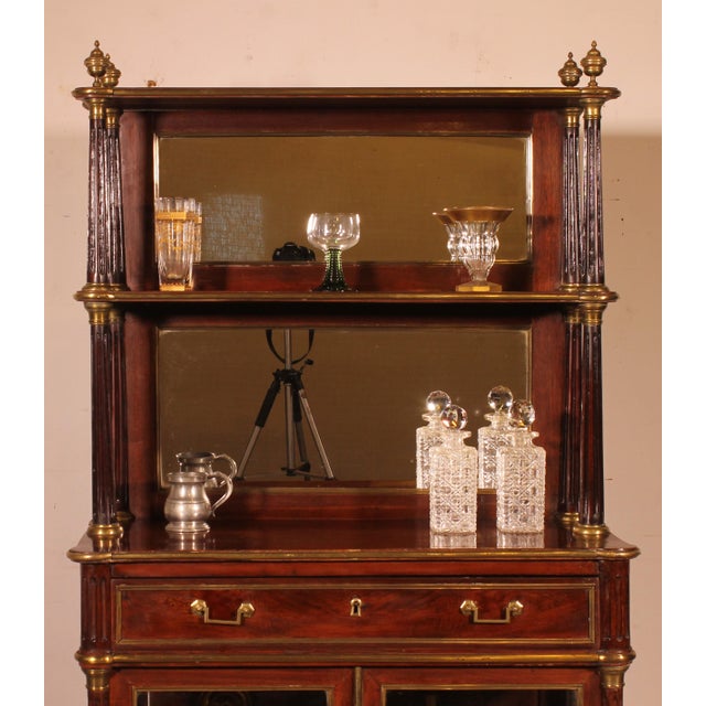 Louis XVI Display Cabinet in Mahogany For Sale - Image 4 of 15
