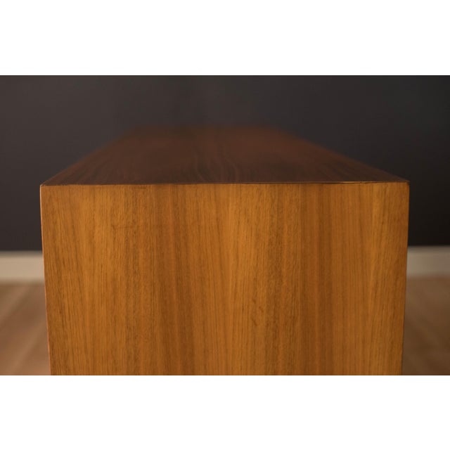 Mid Century California Modern Walnut Tambour Door Credenza by Milo Baughman For Sale - Image 11 of 18