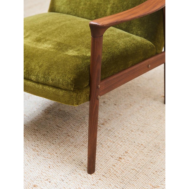 Westnofa Furniture Mid 20th Century Styled After Solid Teak Westnofa Norway Olive Green Mohair Lounge Chair For Sale - Image 4 of 9