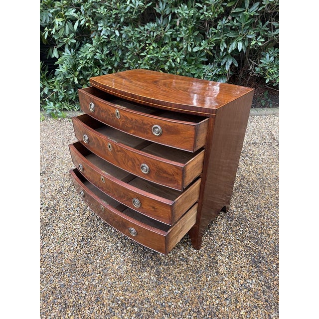 Brown Antique Georgian Mahogany Bow Fronted Chest of Drawers, 1820 For Sale - Image 8 of 12