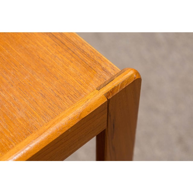 Vintage 1970s Danish FBJ Mobler Teak Side Table W Fabric Magazine Rack & Casters For Sale In Detroit - Image 6 of 7