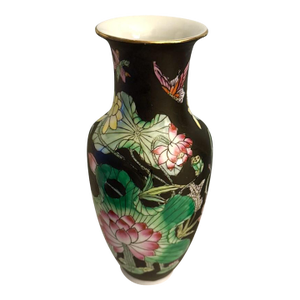 Black Famille Rose Porcelain Vase