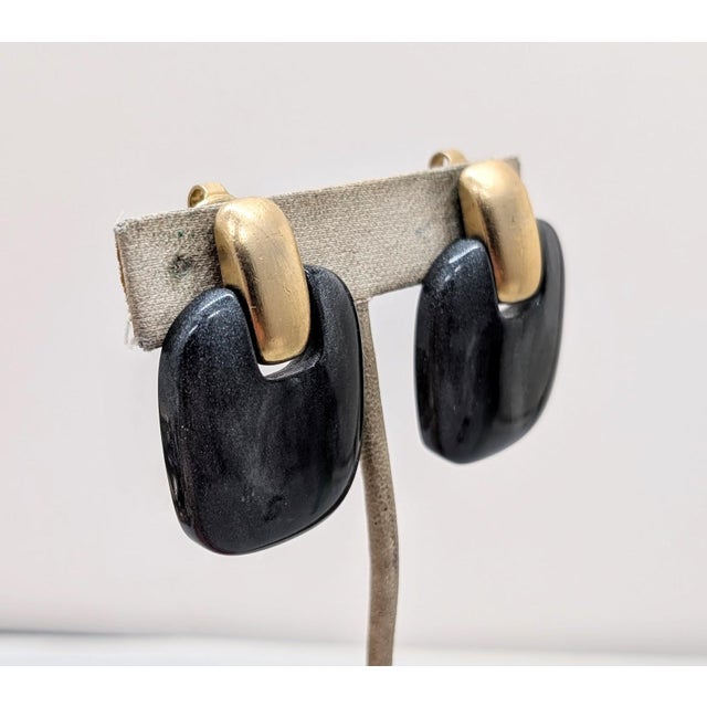 Mid-Century Modern Vintage Signed Crown Trifari Grey Sparkly Resin Drop Clip Earrings-2 Pieces For Sale - Image 3 of 8