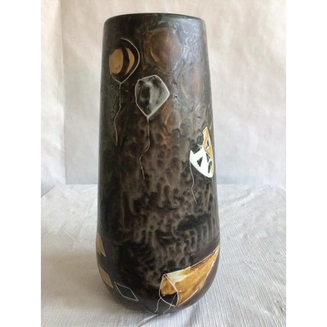 1960s Painted Ceramic Vase Depicting Objects from a Fête For Sale In New York - Image 6 of 11