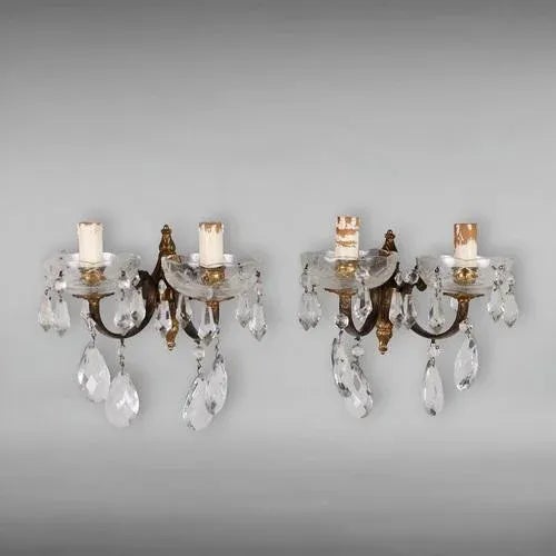 Metal Antique Wall Lamps in Gilded Bronze, Italy, 20th Century, Set of 2 For Sale - Image 7 of 7