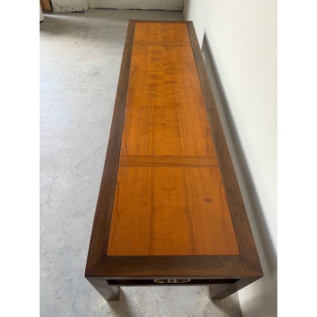 Hollywood Regency Michael Taylor for Baker Far East Collection Walnut Bench / Coffee Table With Brass Accents For Sale - Image 4 of 13