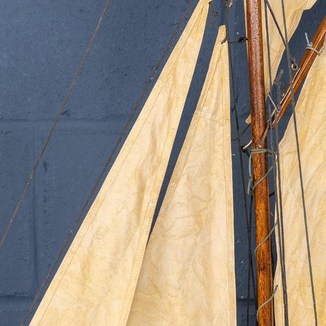 Wood Vintage English Carved Hull Pond Yacht, 1930 For Sale - Image 7 of 18