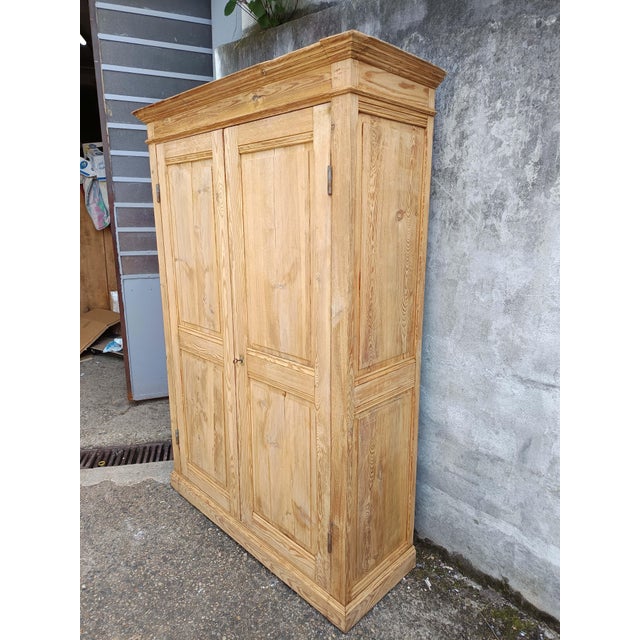 Armoire pin h200l130.5/140.5p45/50.5