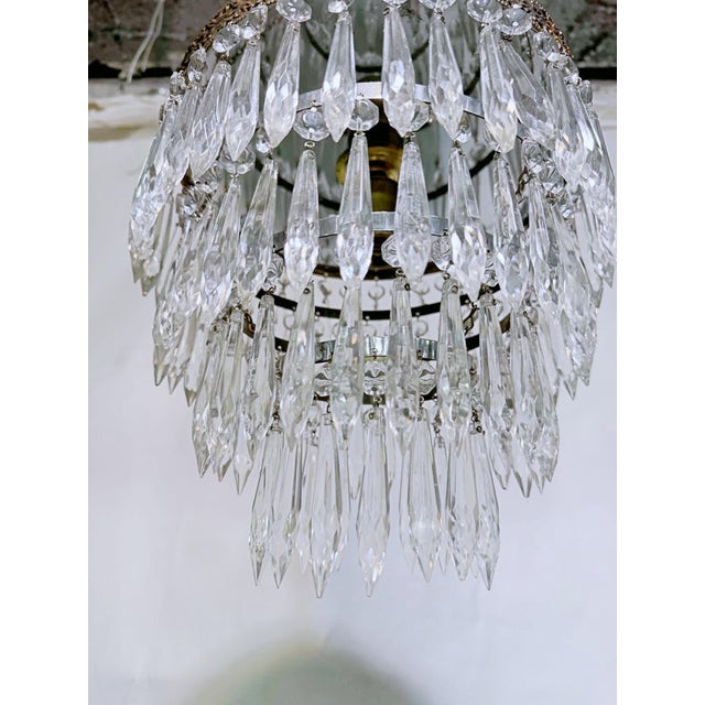 Vintage 1960s Italian Brass Rim Upside Down Layered Chandelier For Sale In New York - Image 6 of 9