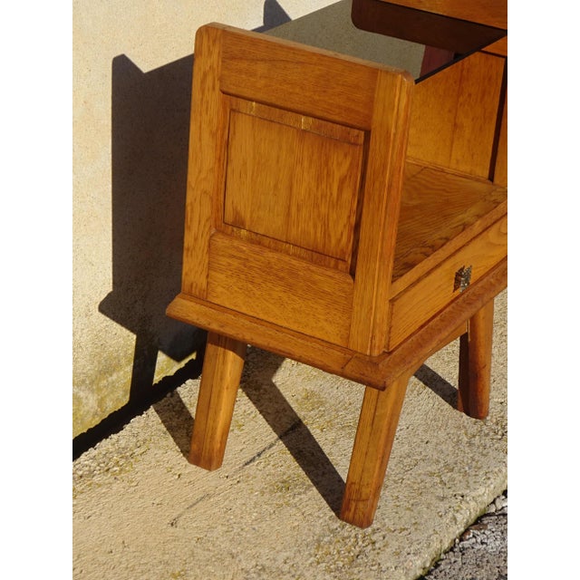 Vintage Bedside Table in Light Oak with Splayed Legs and Black Glass Top, 1960s For Sale - Image 17 of 18
