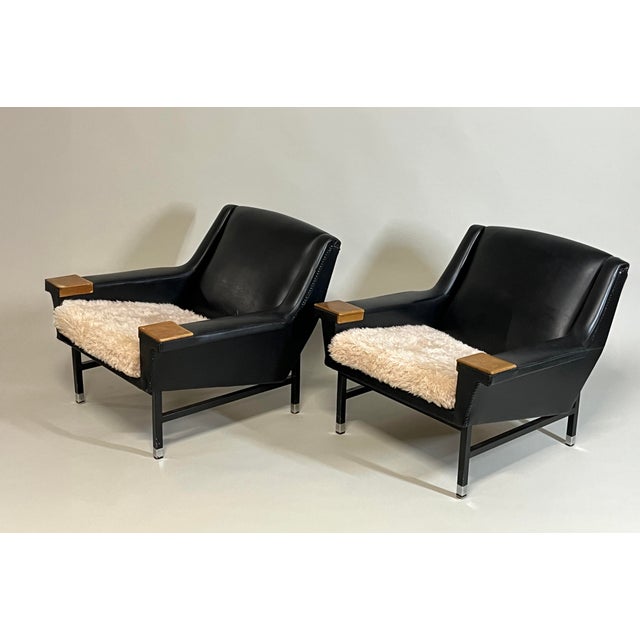 Mid-Century Modern Scandinavian Lounge Chairs, 1960s, Set of 2 For Sale - Image 3 of 10